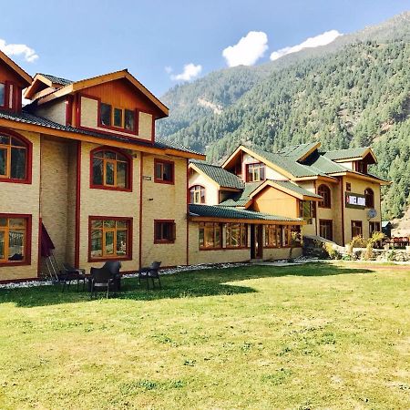Hotel Akbar Sonāmarg Zewnętrze zdjęcie