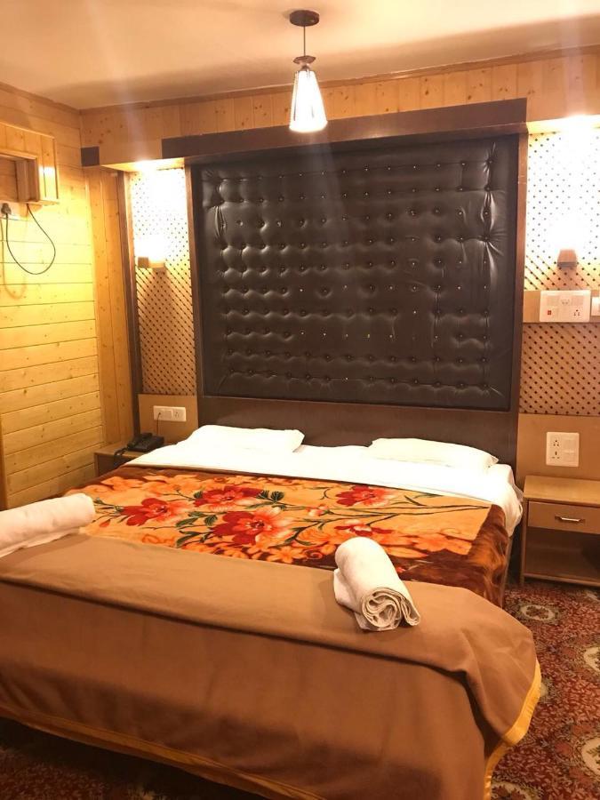 Hotel Akbar Sonāmarg Zewnętrze zdjęcie