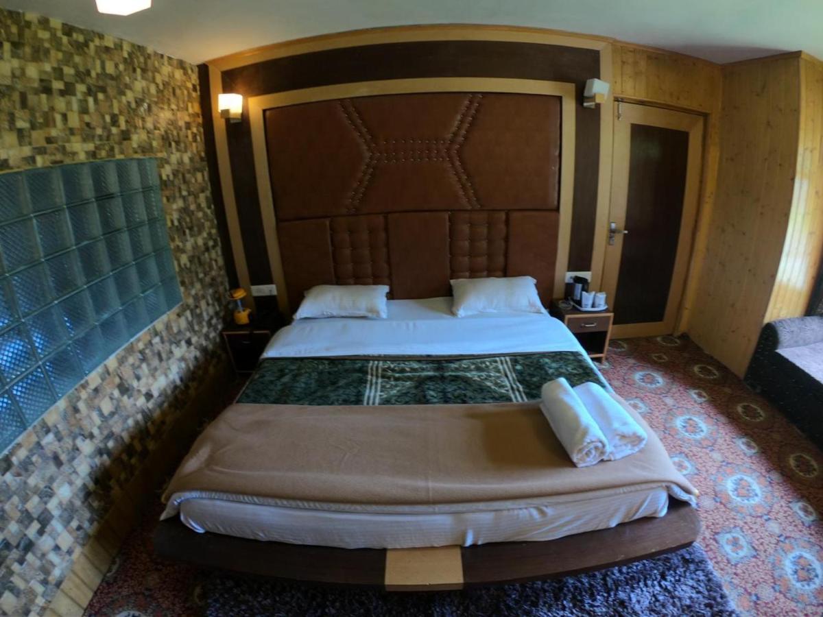 Hotel Akbar Sonāmarg Zewnętrze zdjęcie