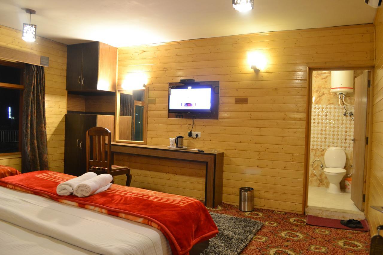 Hotel Akbar Sonāmarg Zewnętrze zdjęcie