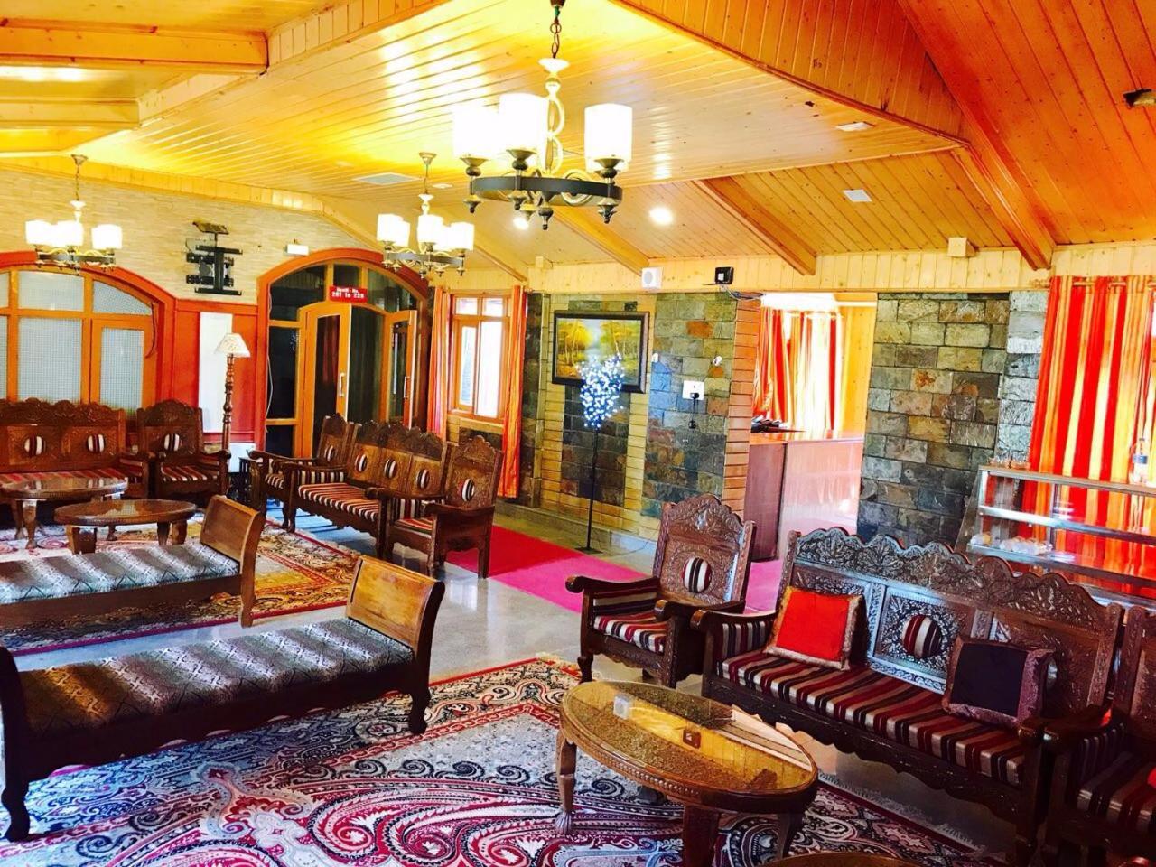 Hotel Akbar Sonāmarg Zewnętrze zdjęcie